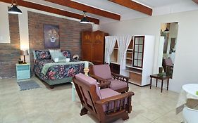 Tehillah Guesthouse
